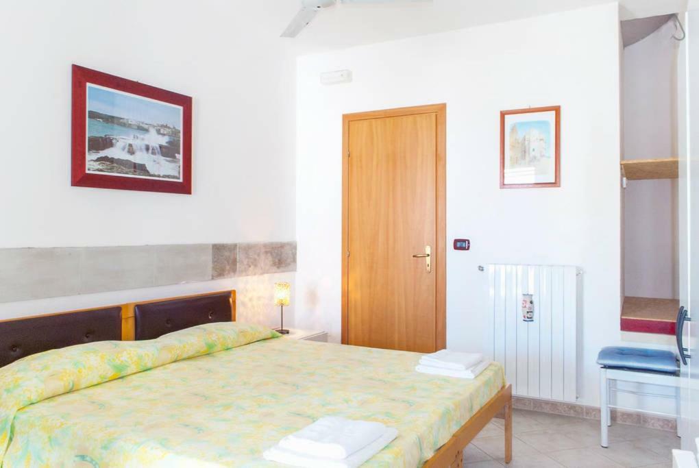 Residence Atenaion Otranto Bagian luar foto