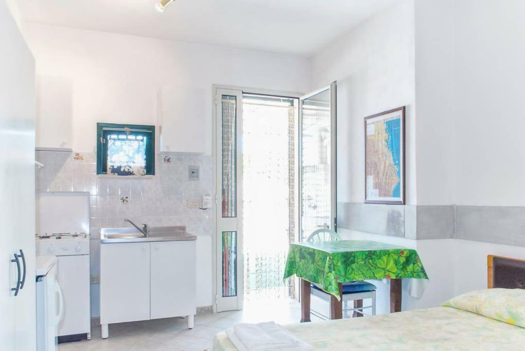 Residence Atenaion Otranto Bagian luar foto