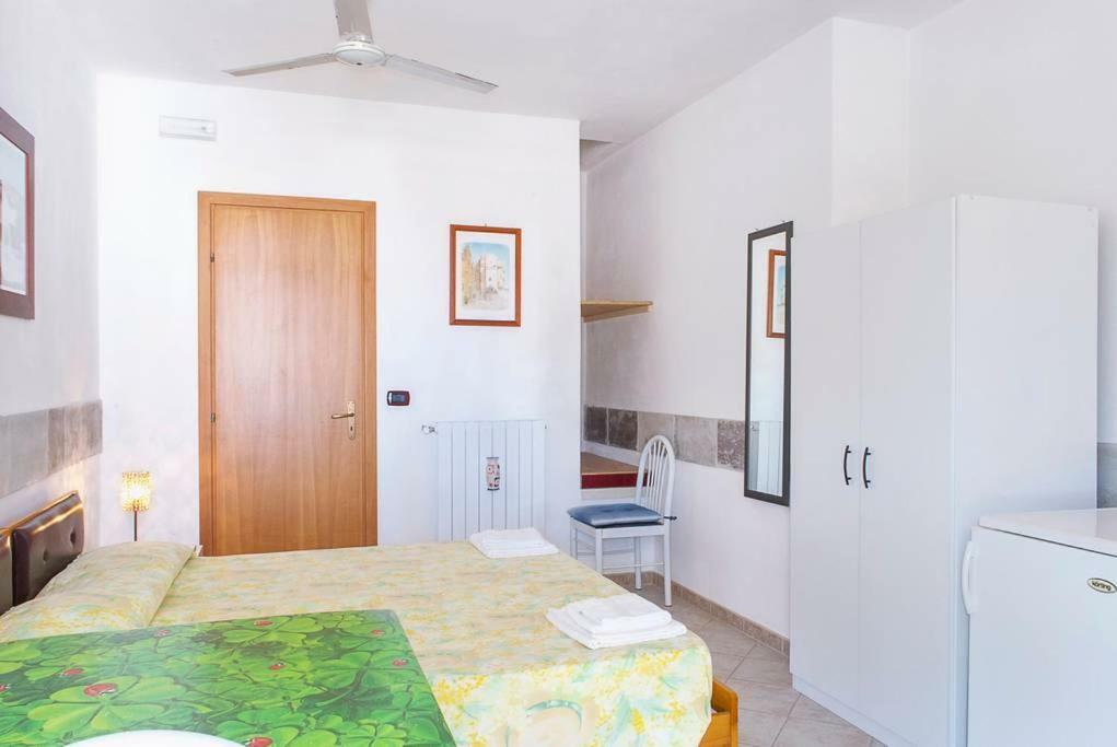 Residence Atenaion Otranto Bagian luar foto
