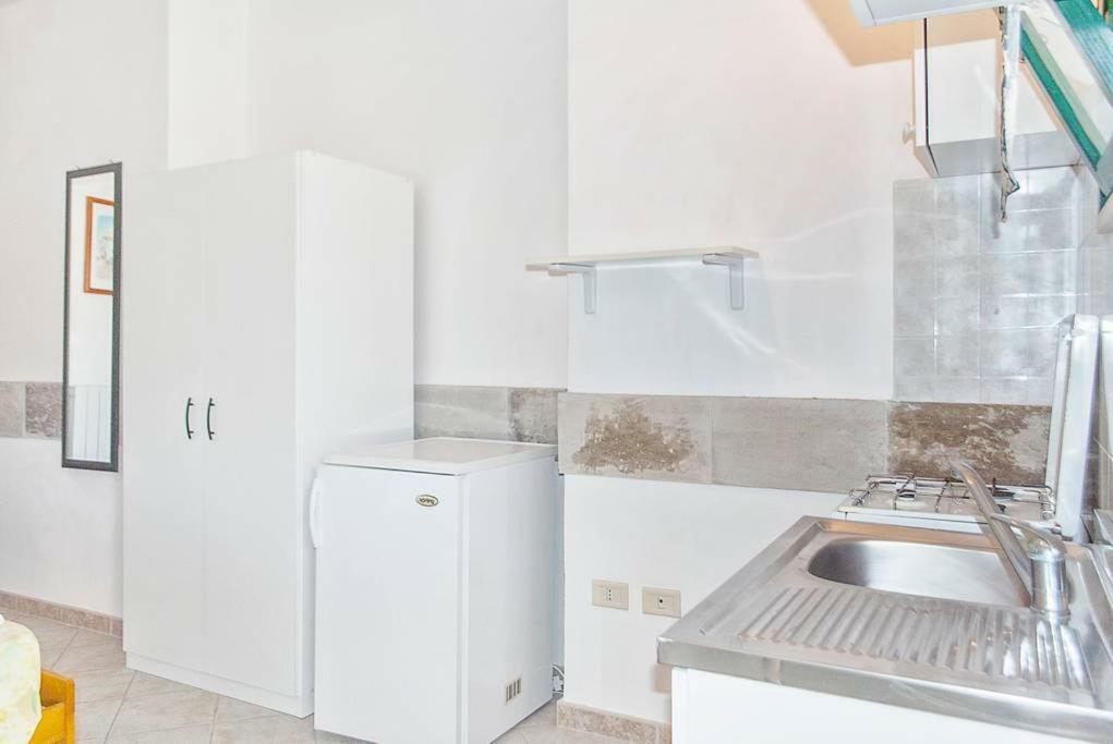 Residence Atenaion Otranto Bagian luar foto