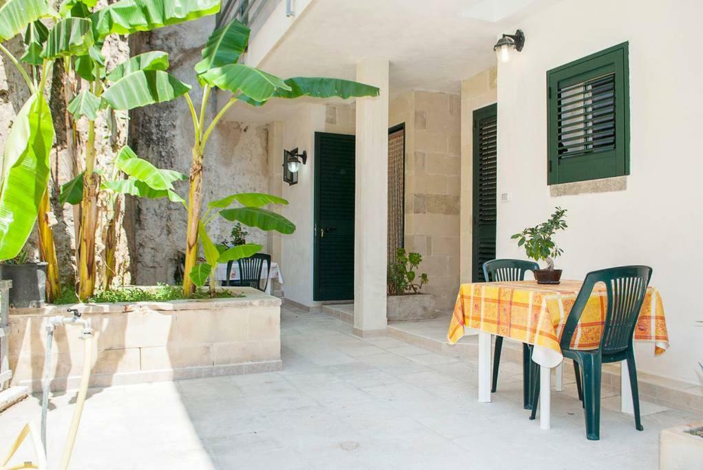 Residence Atenaion Otranto Bagian luar foto